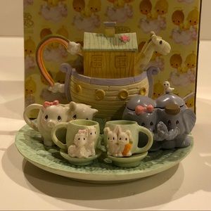 Miniature Precious Moments Noah’s Ark play tea set